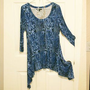 Karen Kane scoop neck handkerchief tunic!